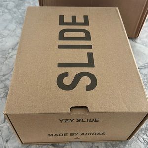 Yeezy slides size 7 bone